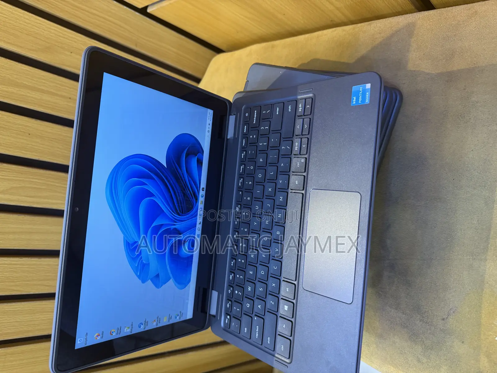Laptop Dell Latitude 3120 8GB Intel Pentium SSD 128GB