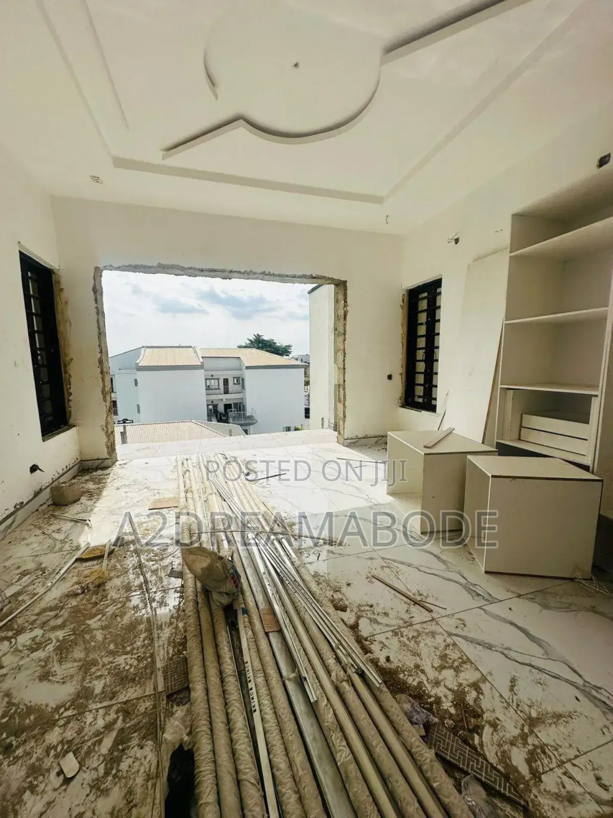 5bdrm Duplex in Ogudu Gra for sale