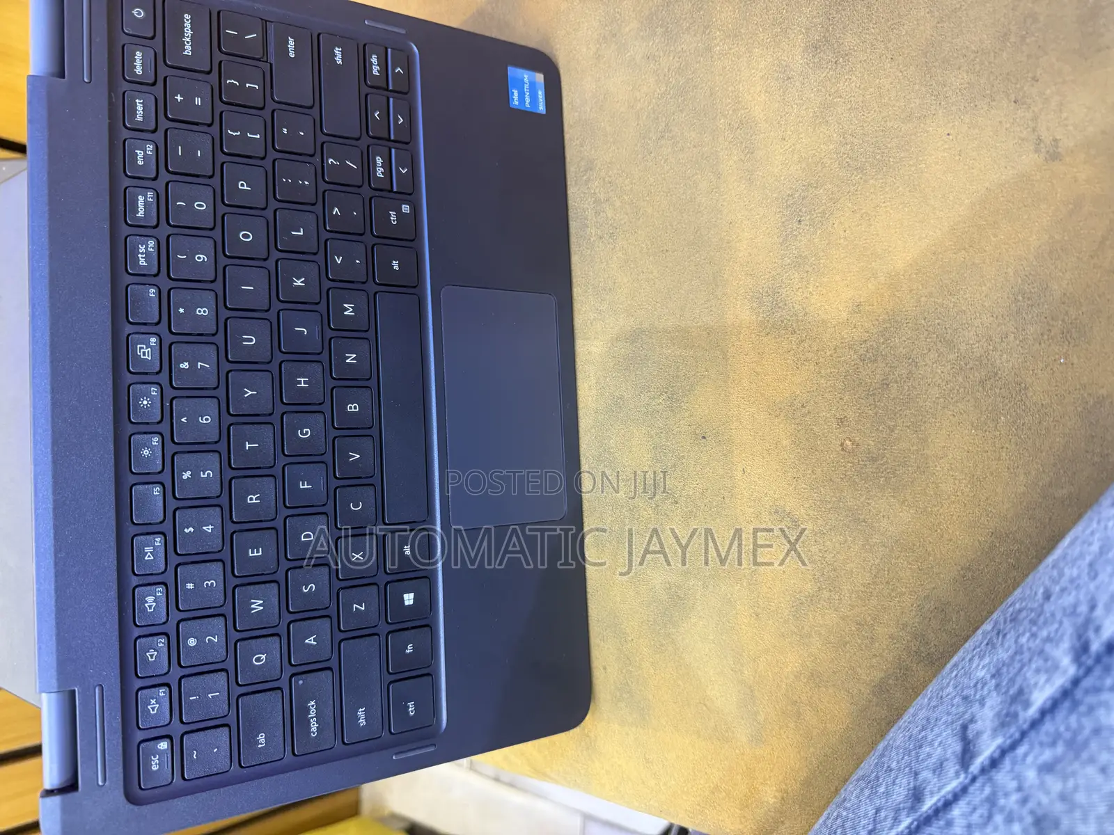 Laptop Dell Latitude 3120 8GB Intel Pentium SSD 128GB