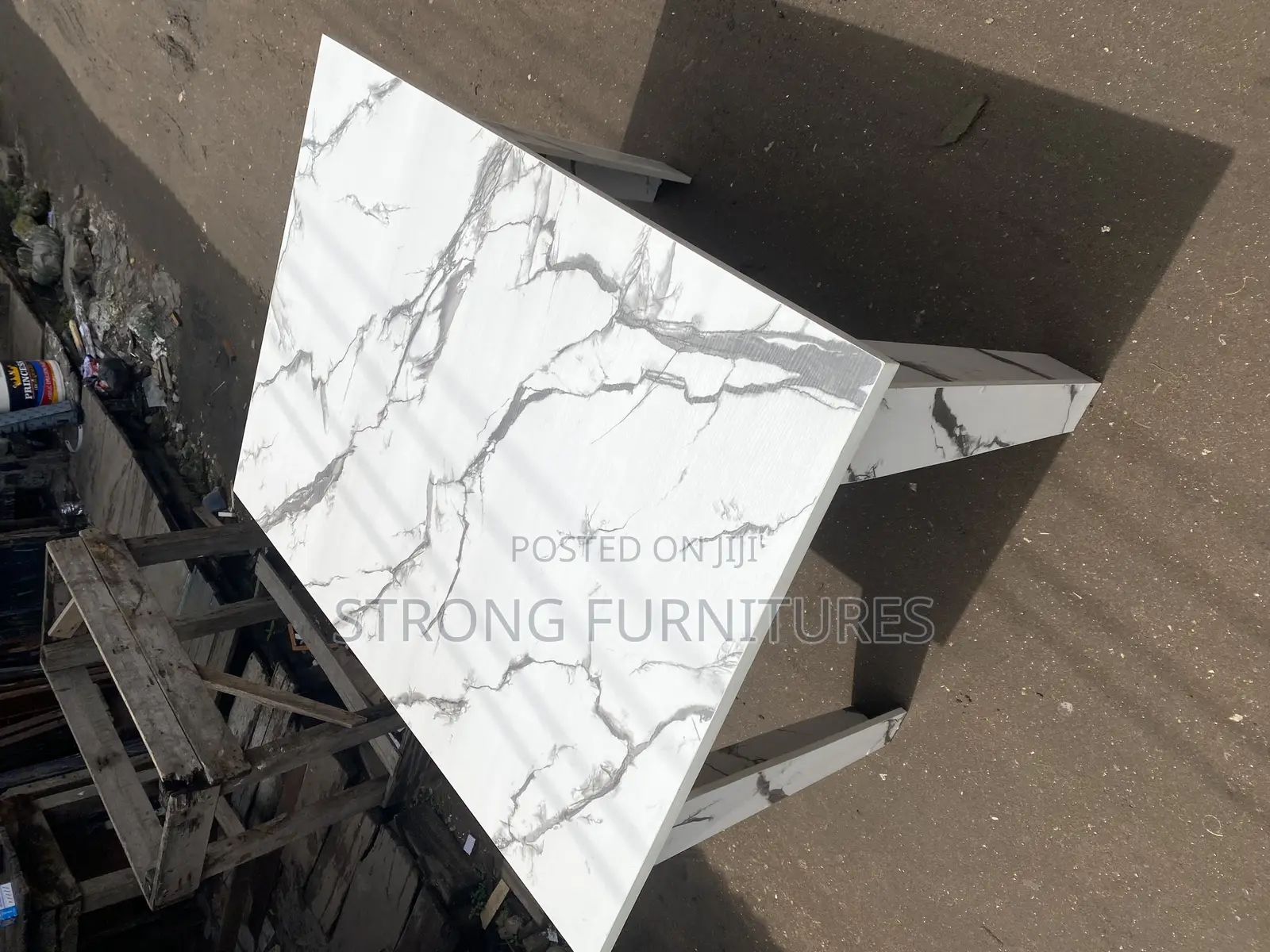 Dining Table 3ft by 4ft