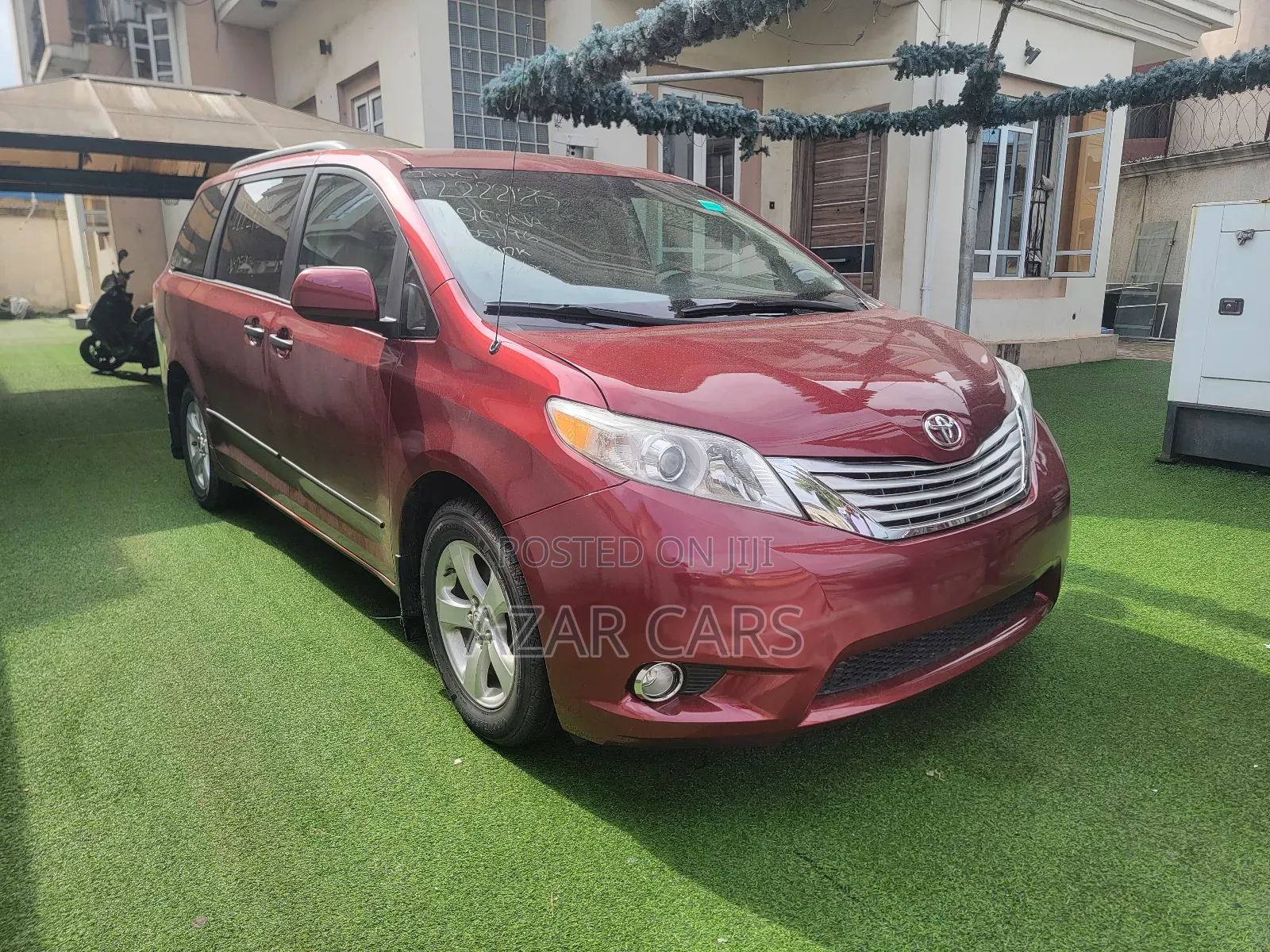 Toyota Sienna LE 8 Passenger 2011 Red