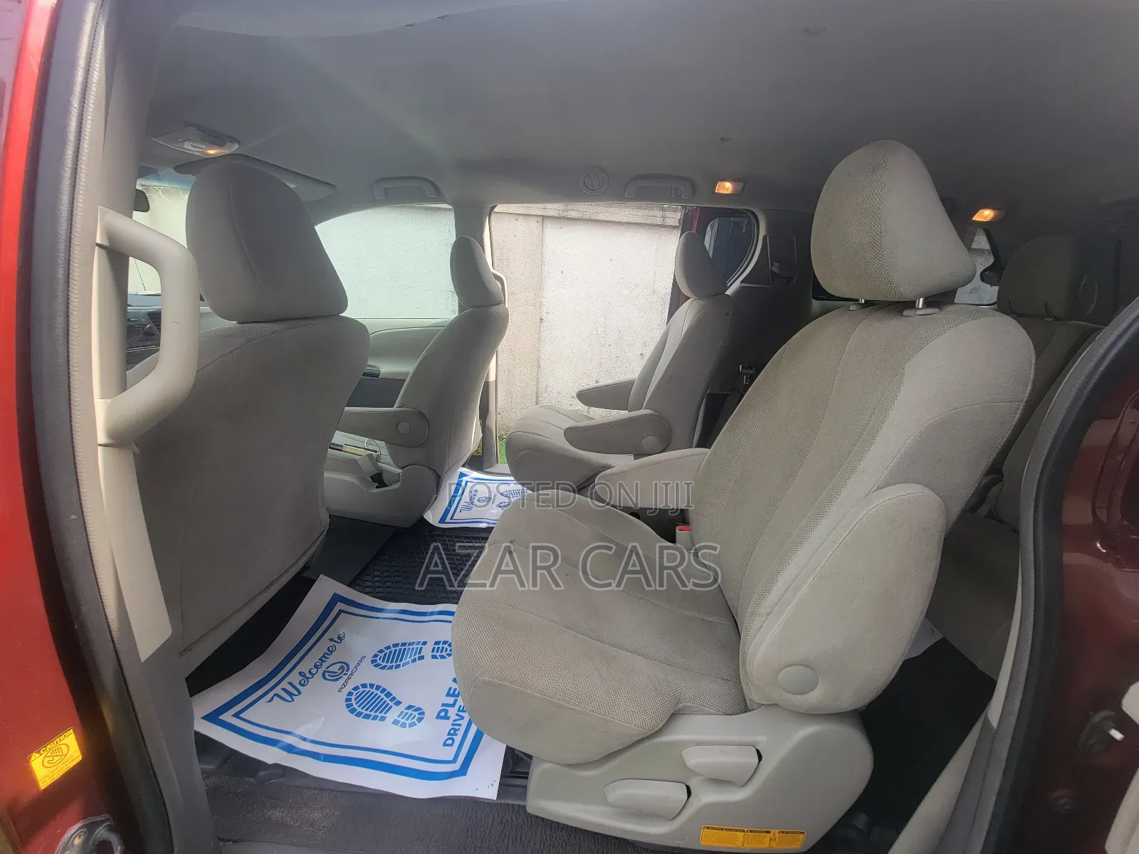 Toyota Sienna LE 8 Passenger 2011 Red