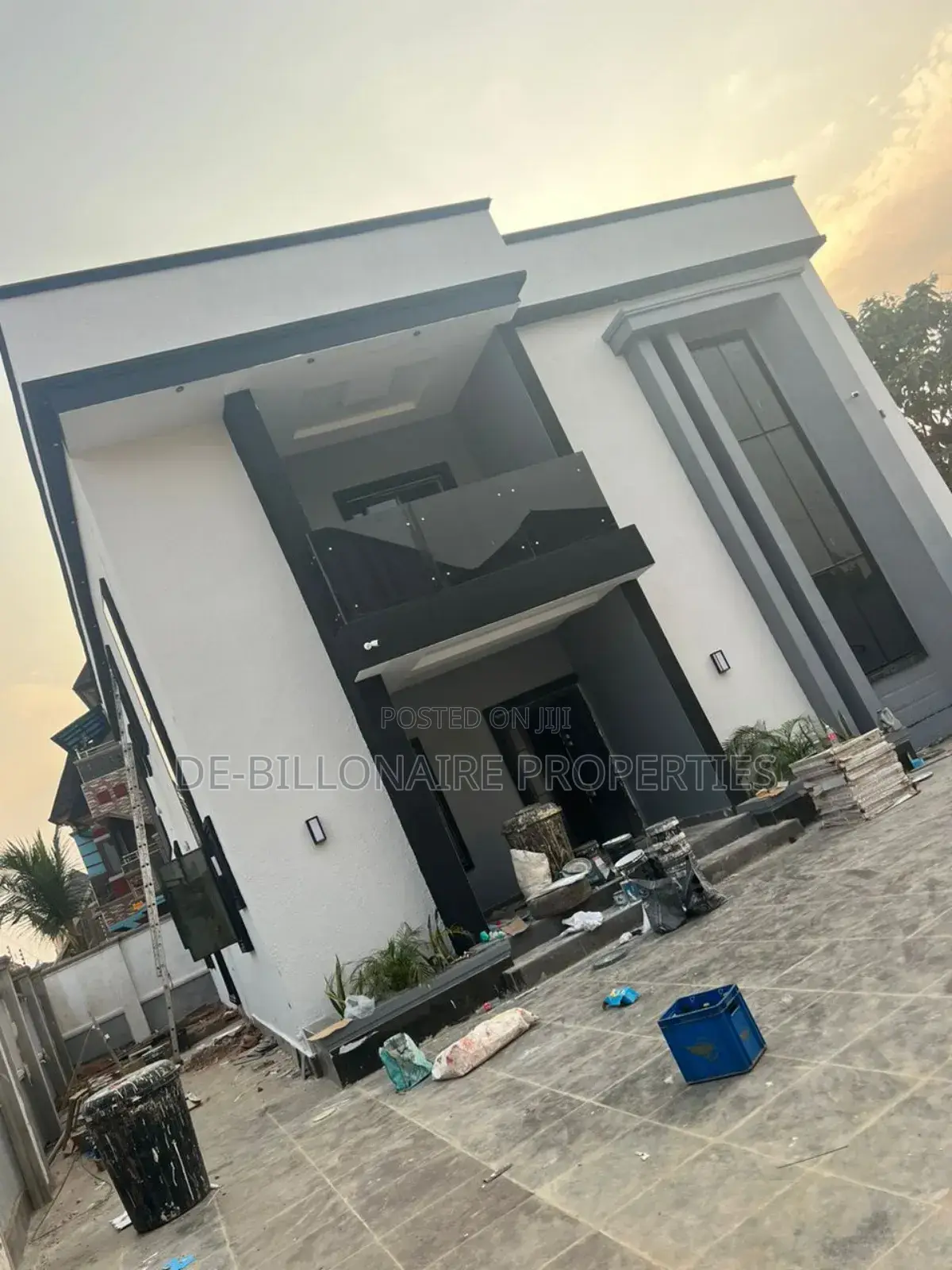 4bdrm Duplex in Mcc, Owerri for sale