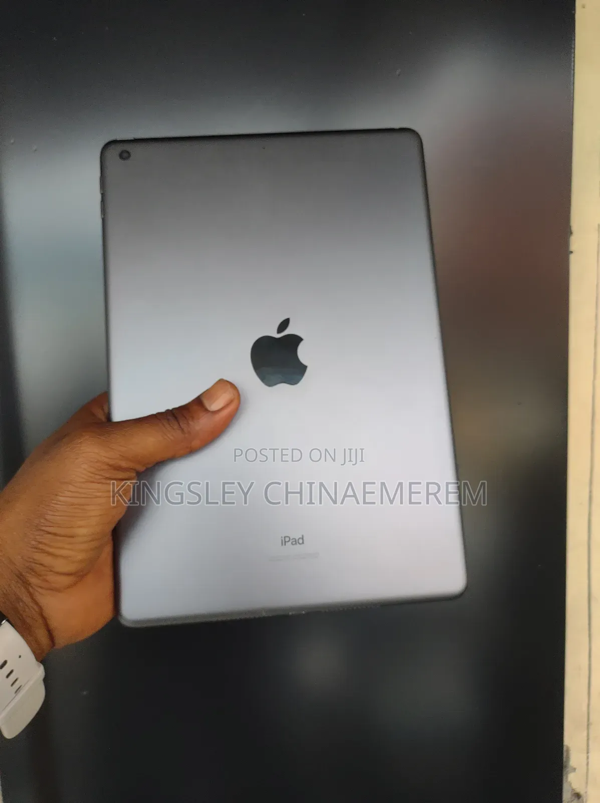 Apple iPad 10.2 (2020) 32 GB Gray
