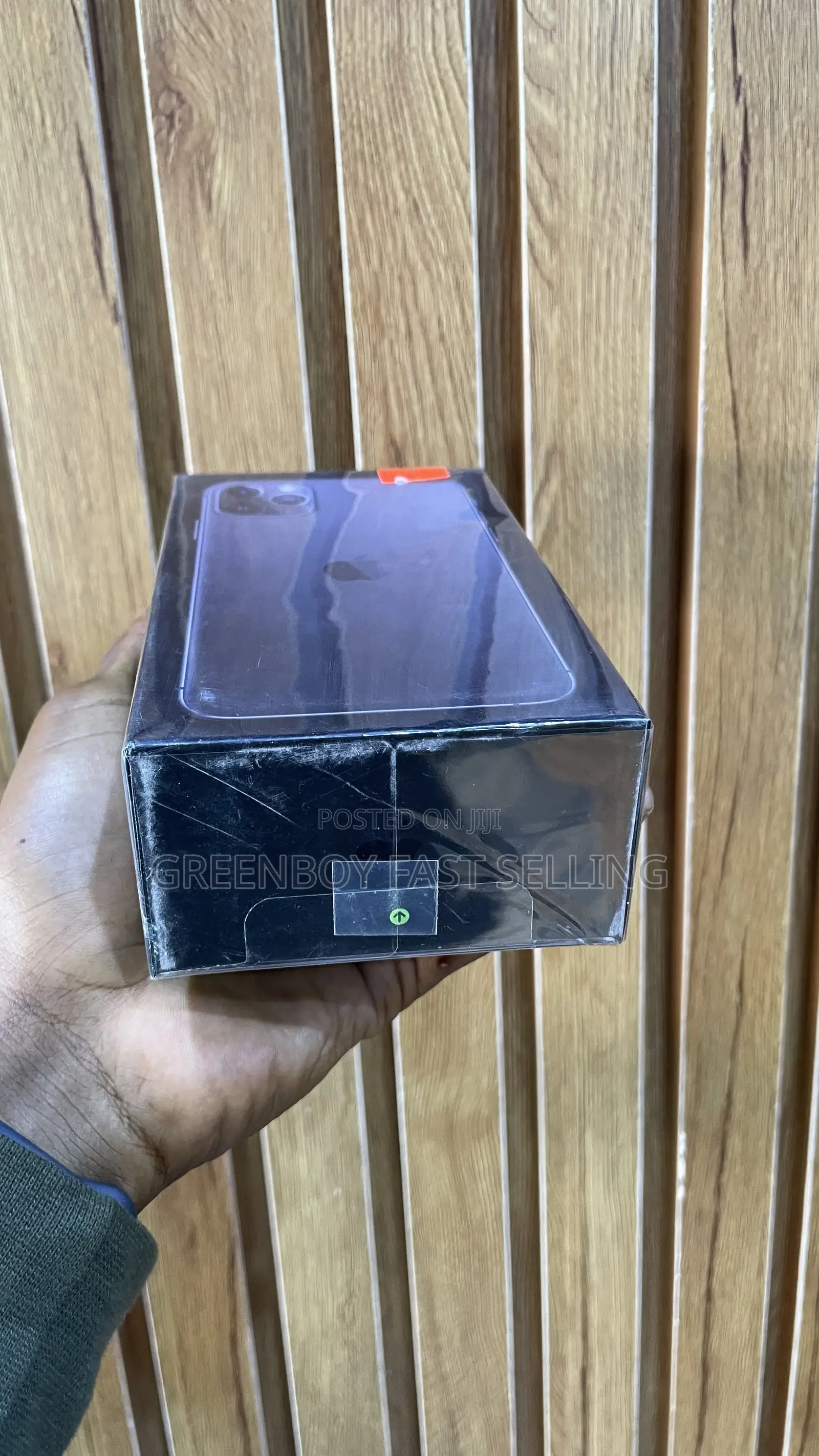 New Apple iPhone 11 Pro Max 256 GB Gold