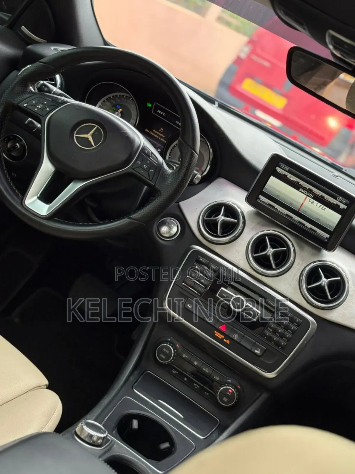Mercedes-Benz GLA 250 2015 Black