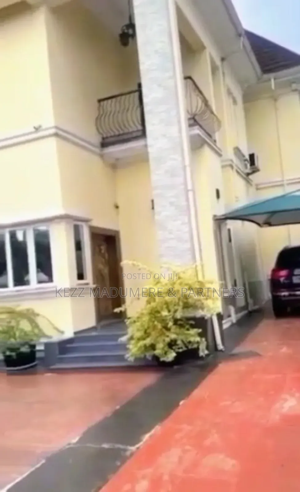 4bdrm Duplex in Cocaine Estate Port for sale