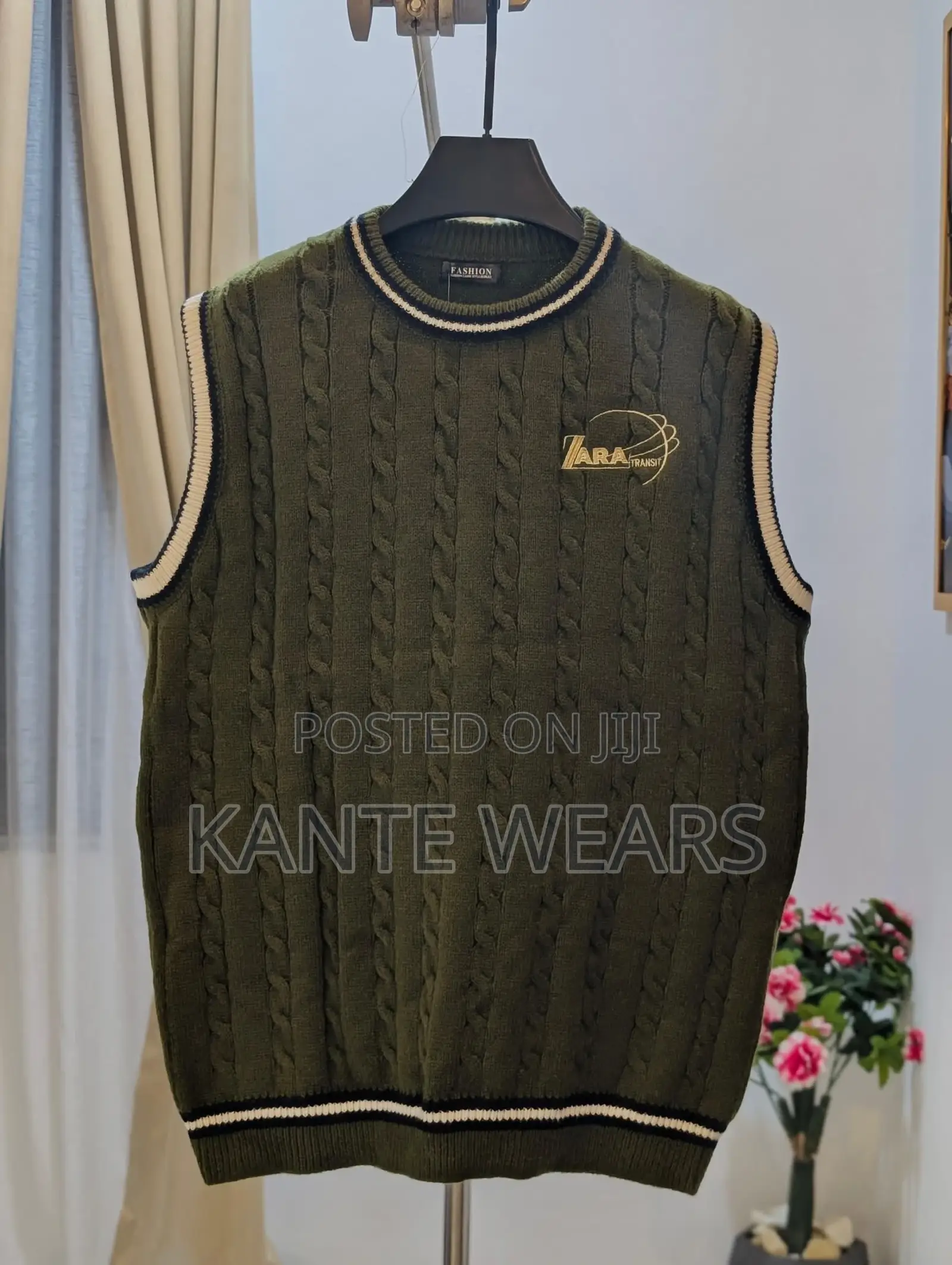 Armless Sweat Shirt