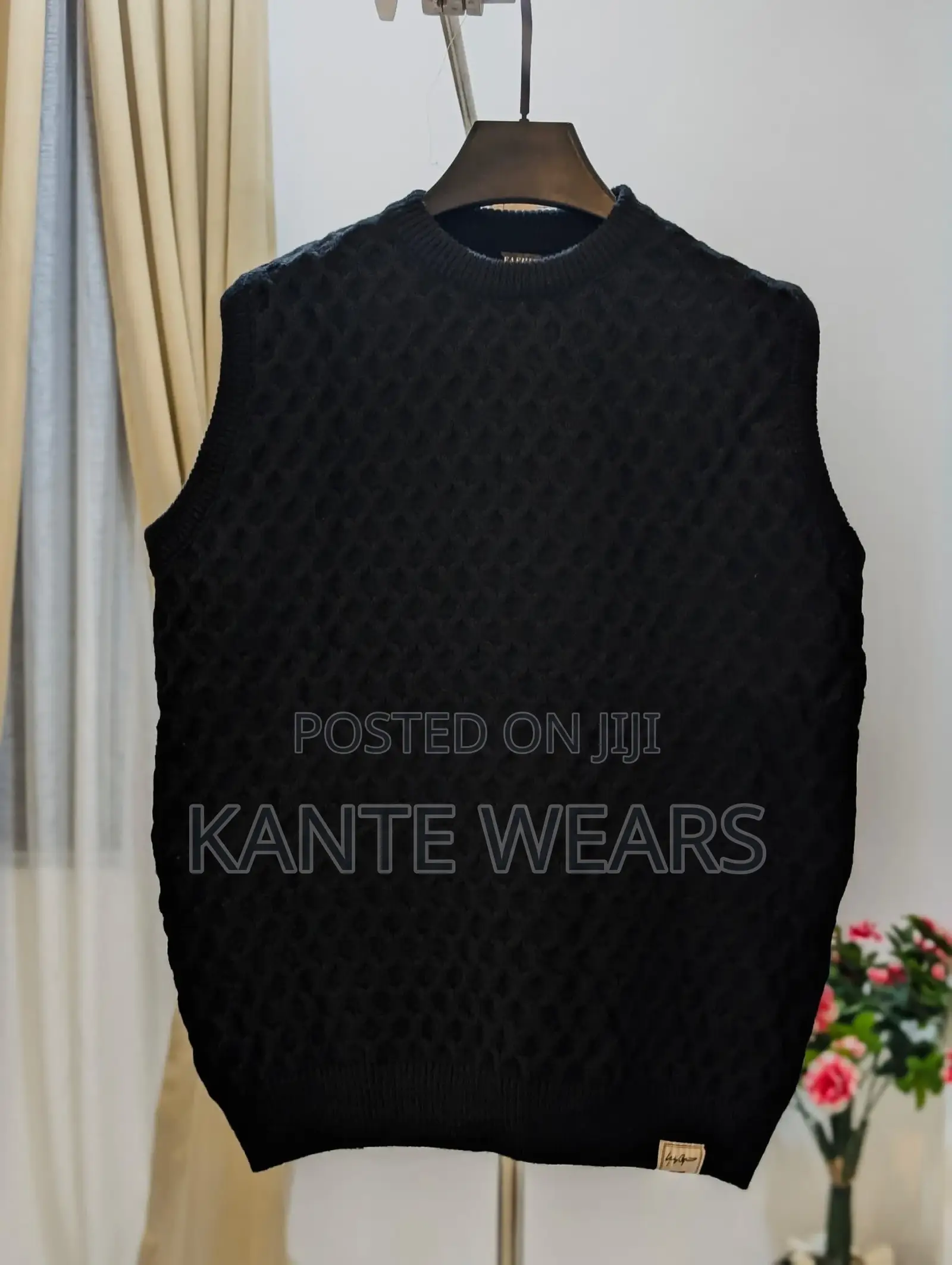 Armless Sweat Shirt