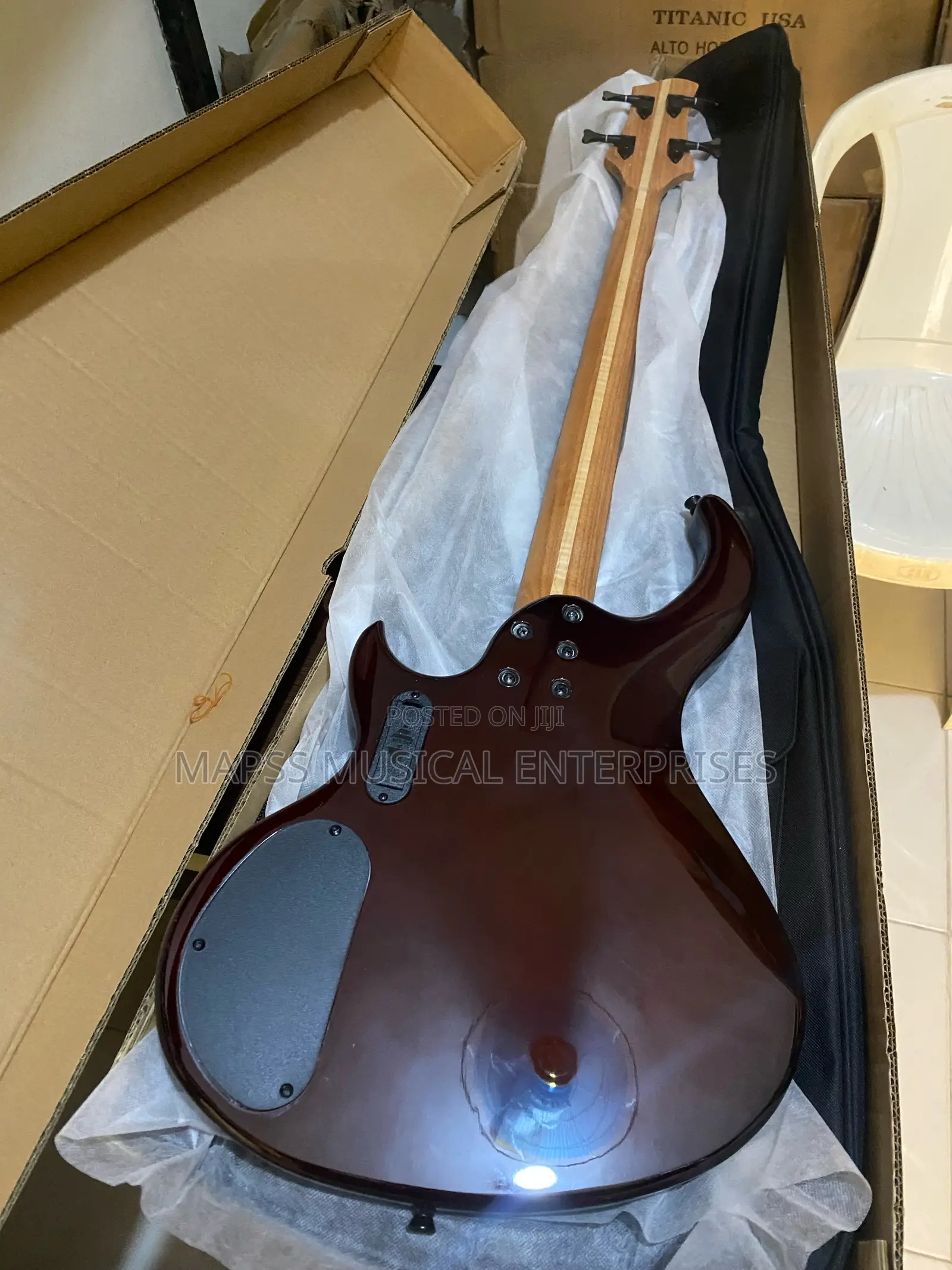 Givson Four String Active Bass