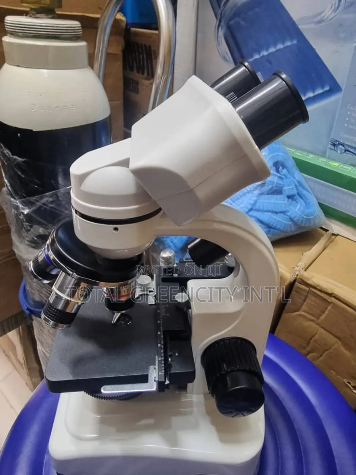 Microscope With Battery