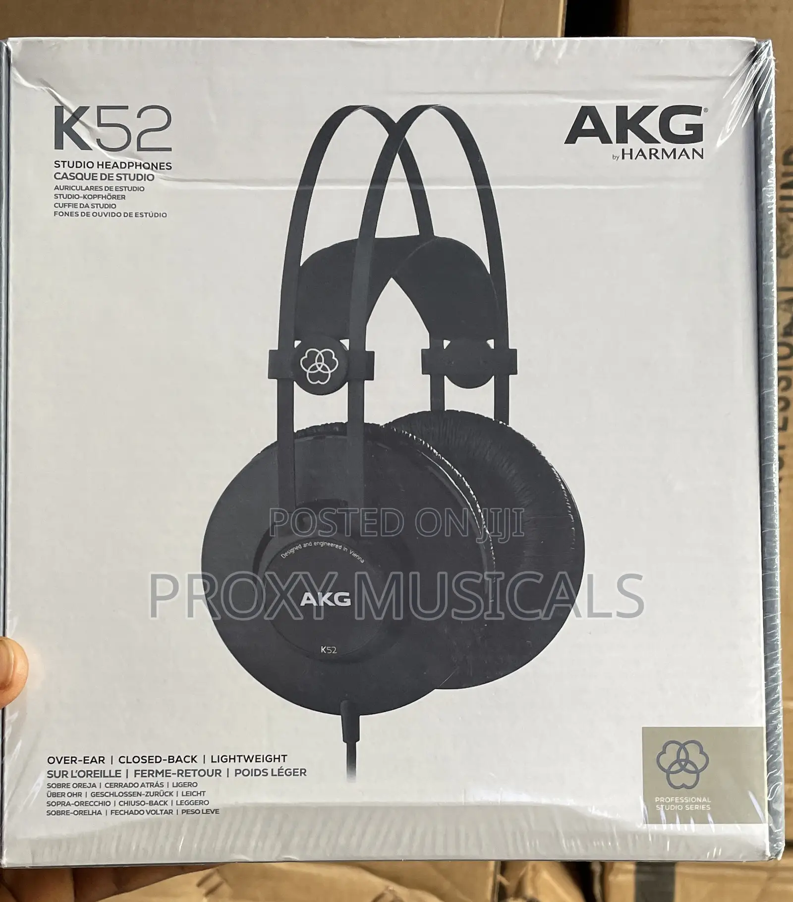 Akg Closed-Back Studio Headphones
