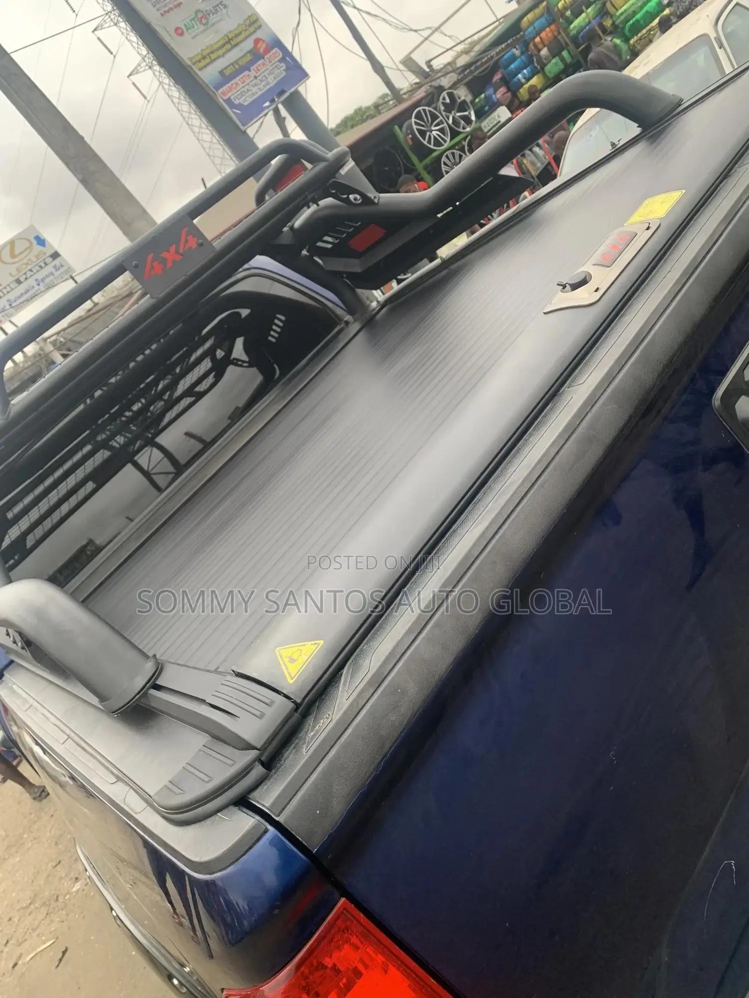 Toyota Tundra Rolling Cover and Spoiler Available