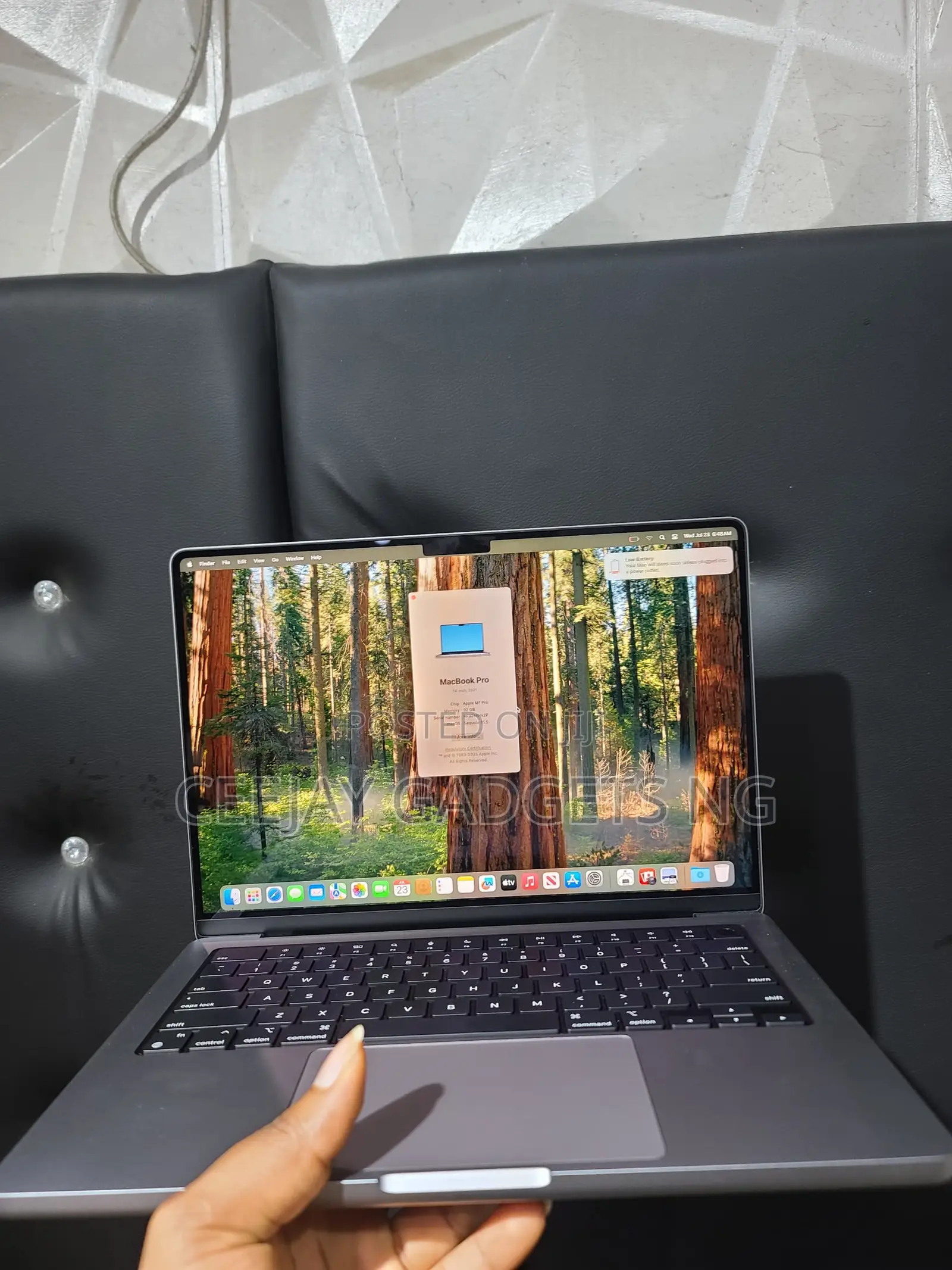 Laptop Apple MacBook Pro 2021 M1 32GB Apple M1 Pro SSD 1T