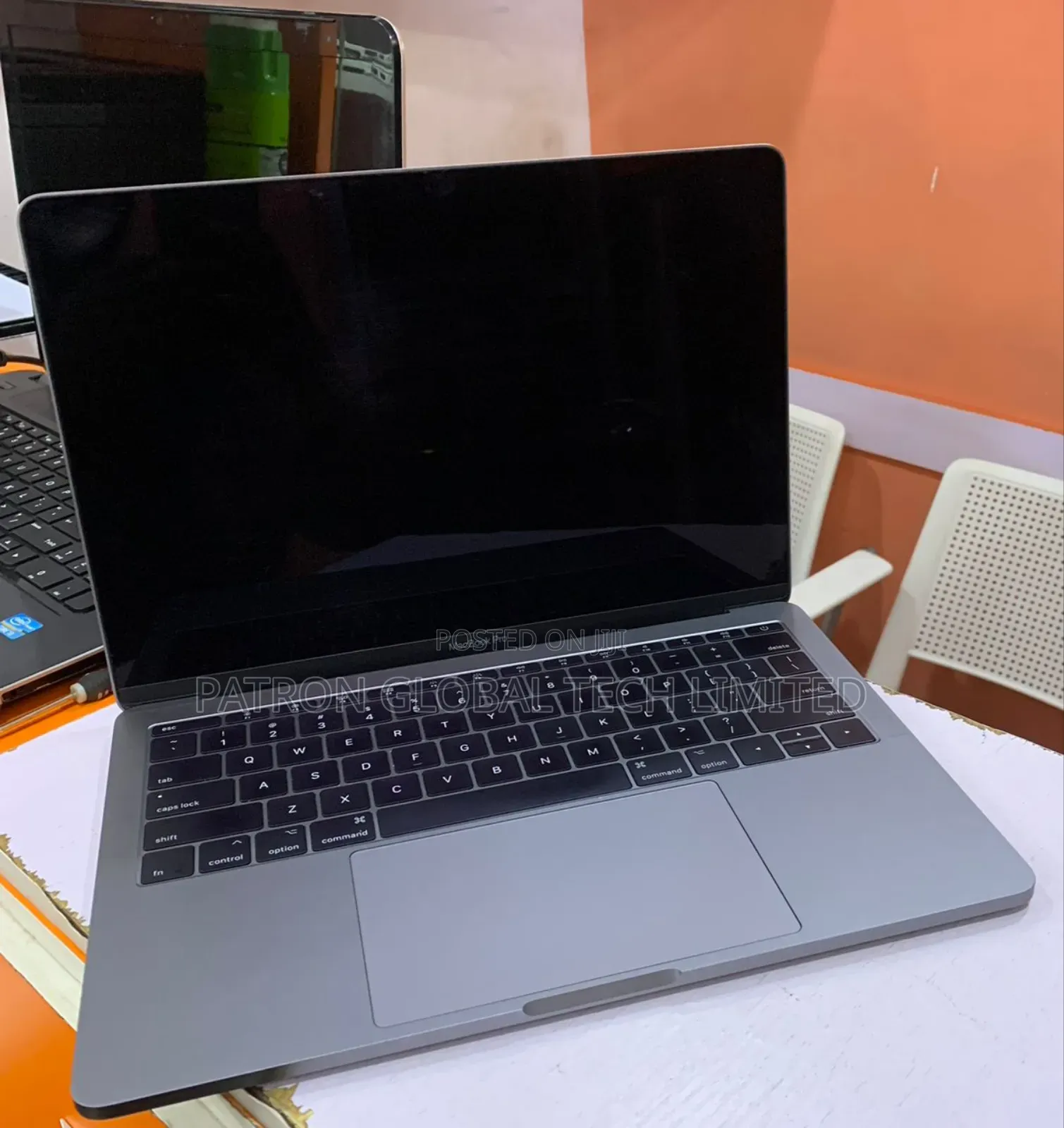 Laptop Apple MacBook Pro 2017 16GB Intel Core I7 SSD 256GB
