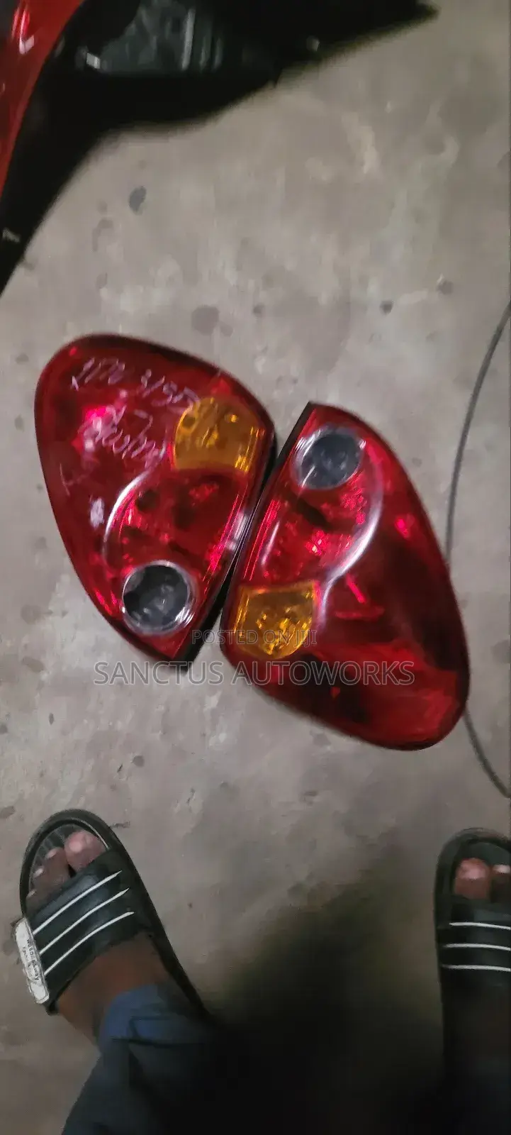 Rear Light Mitsubishi L200 2005