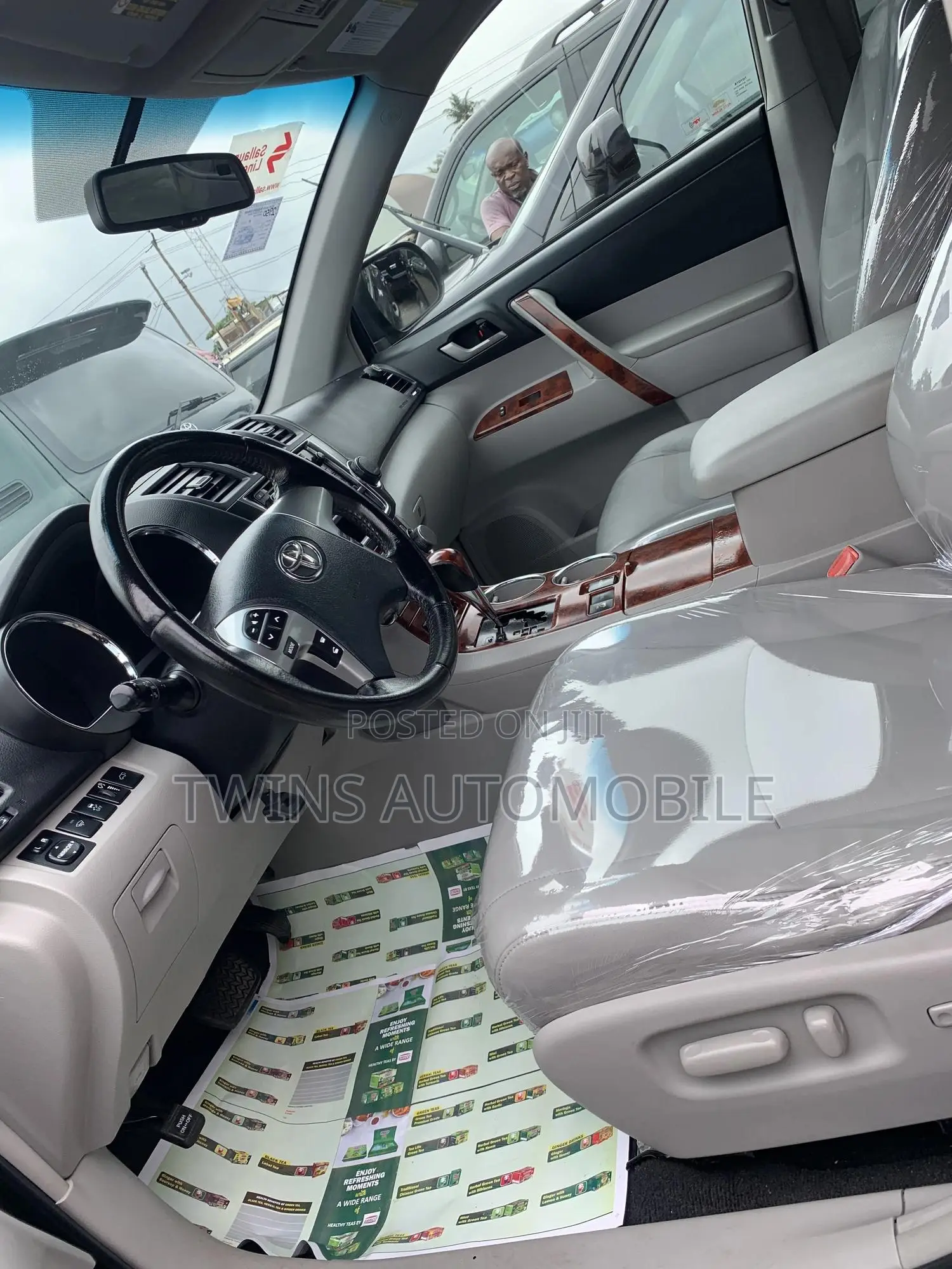 Toyota Highlander Limited 2012 Gray
