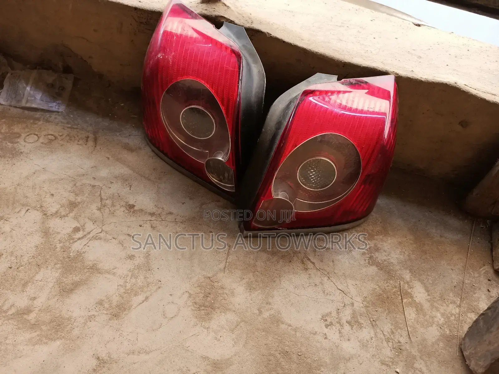 Rear Light Toyota Avensis 2006