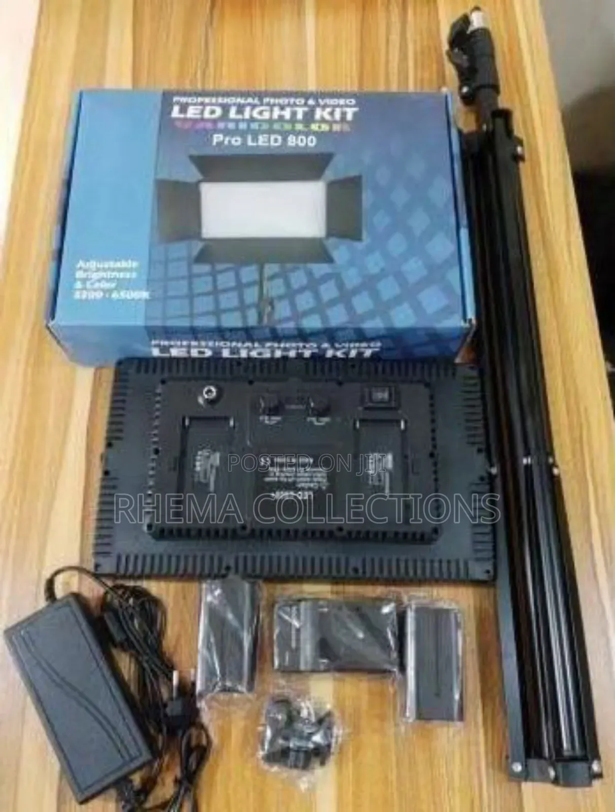 Rechargeable Pro Led 600 and Tripod Stand
