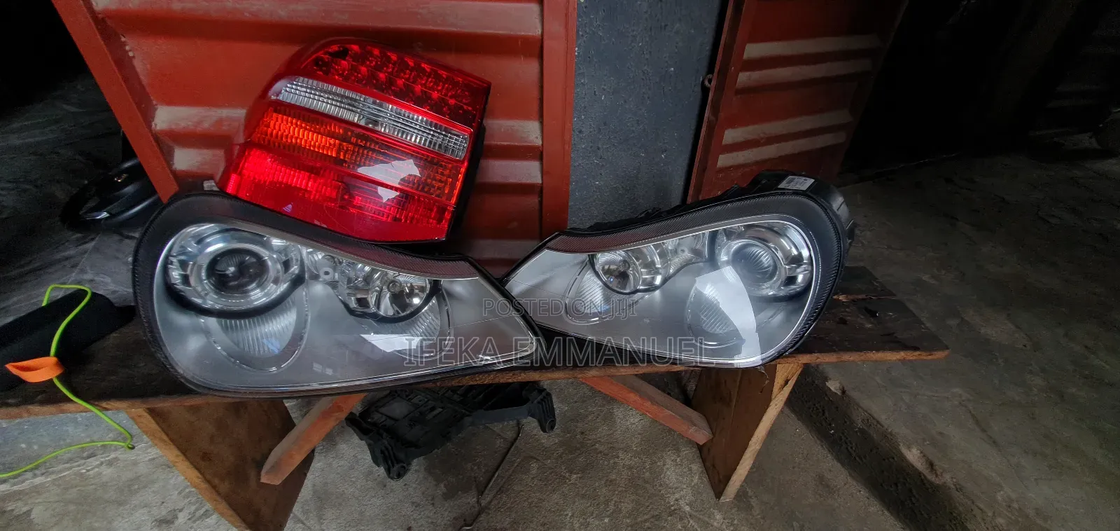 Headlights Porsche Cayenne 2009