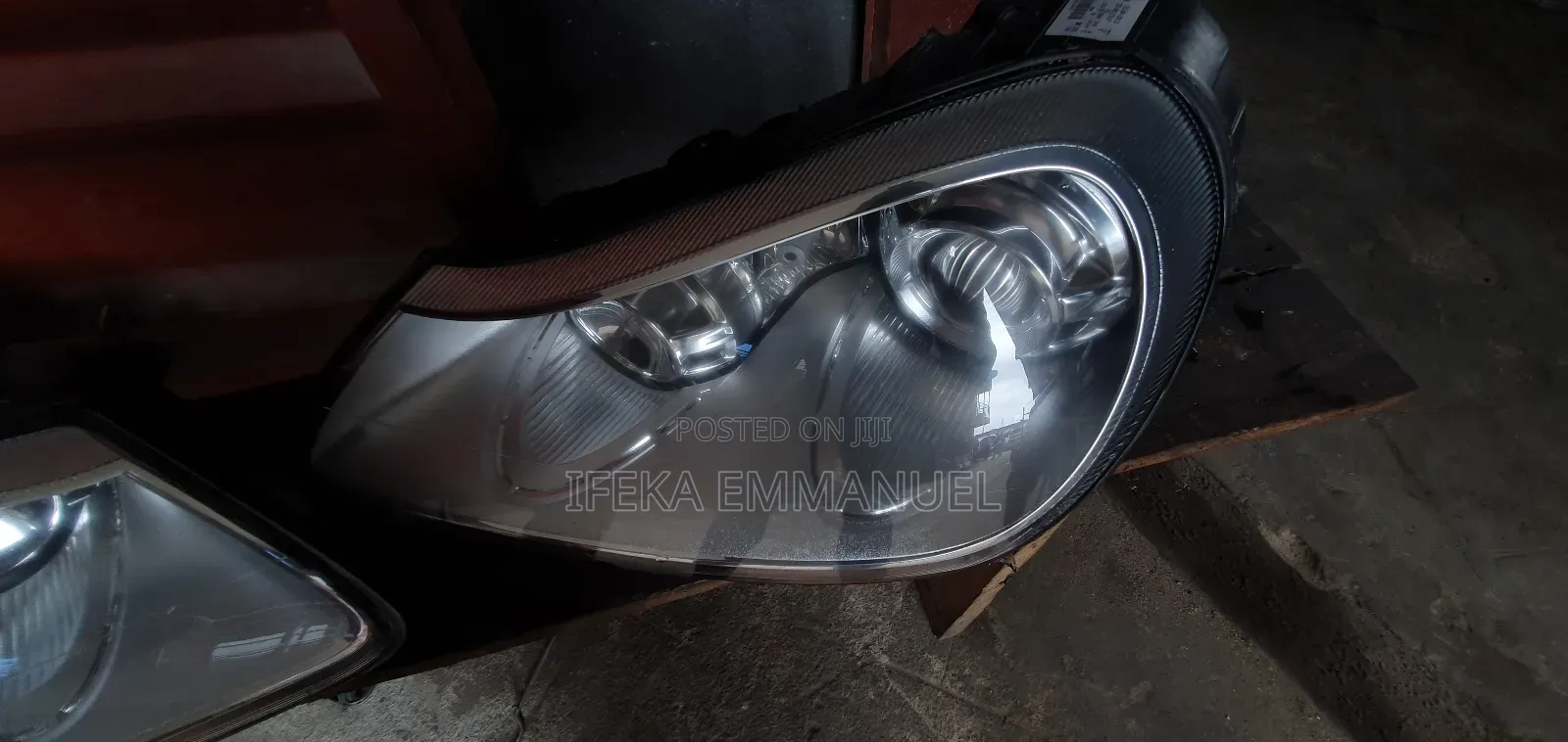 Headlights Porsche Cayenne 2009