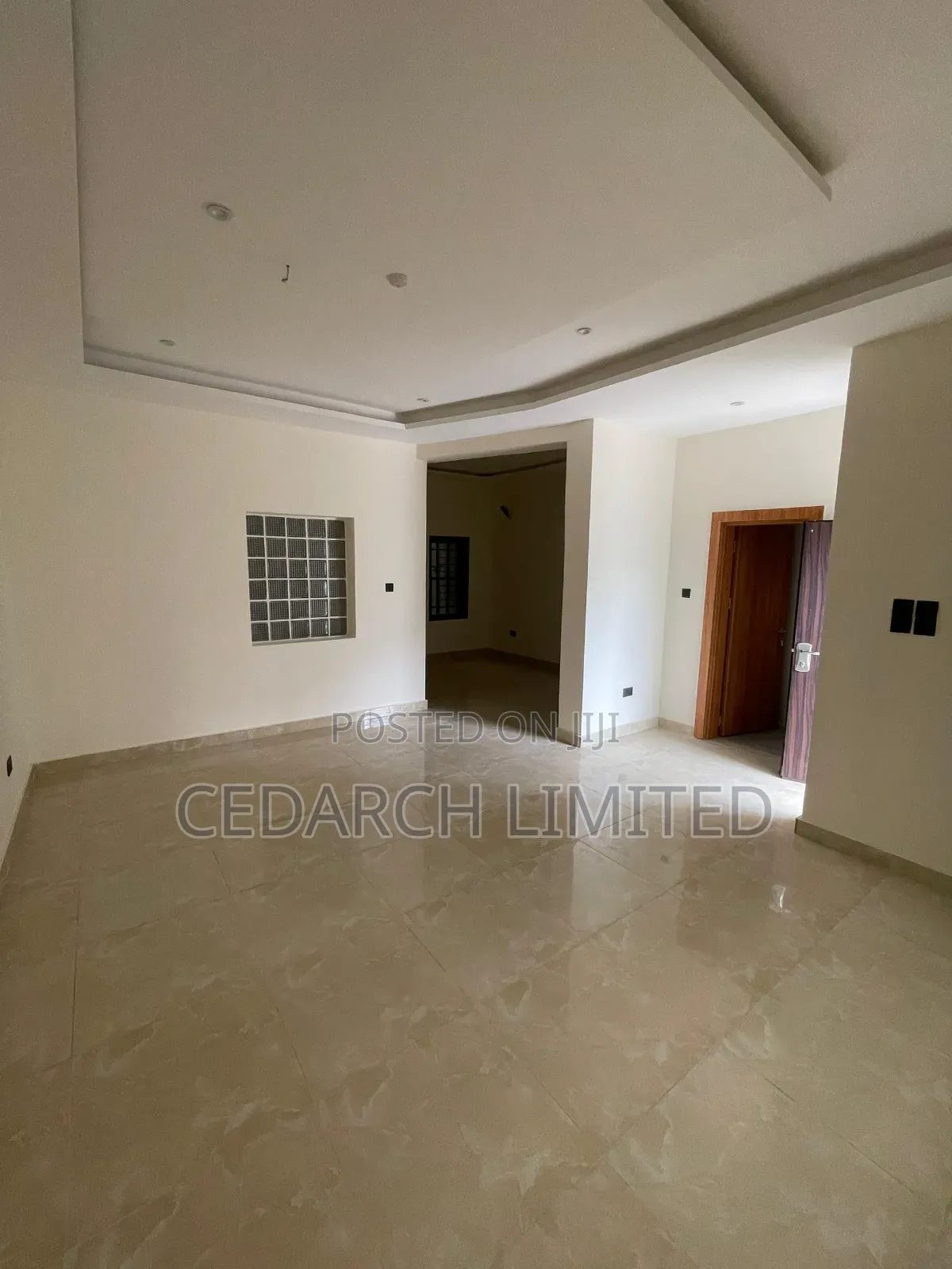 4bdrm Townhouse/Terrace in Jahi for sale