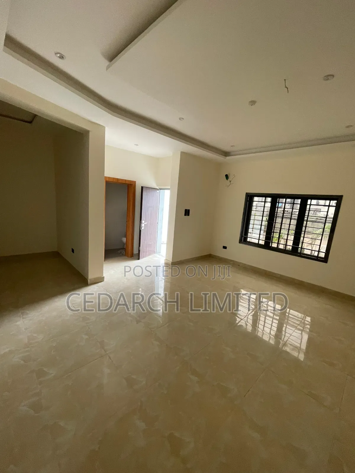 4bdrm Townhouse/Terrace in Jahi for sale