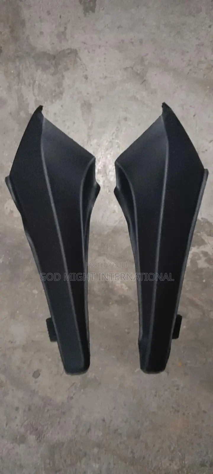 Wheel Screen Chrome