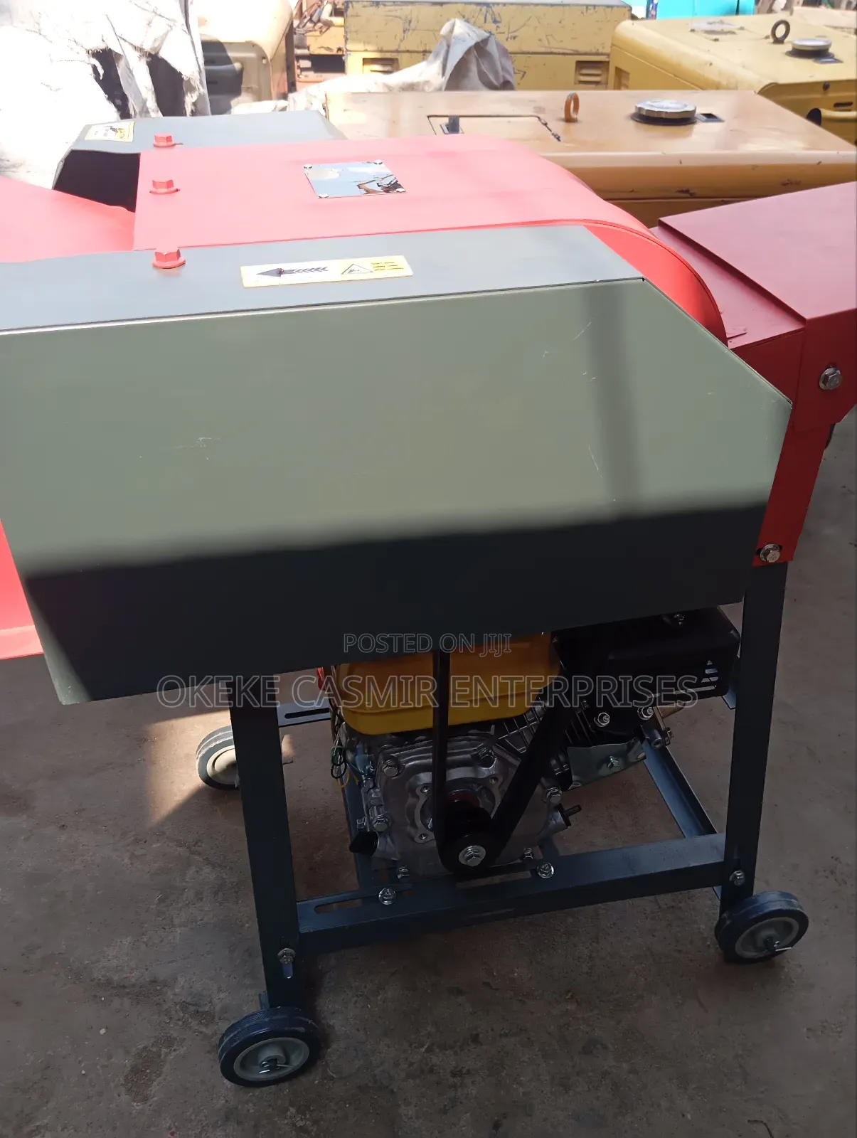 Chaff Cutter With Conveyor
