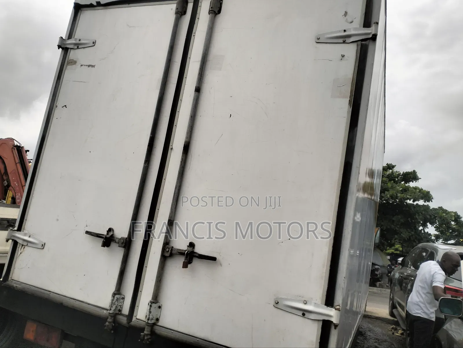 Mercedes Benz 814 Container Body