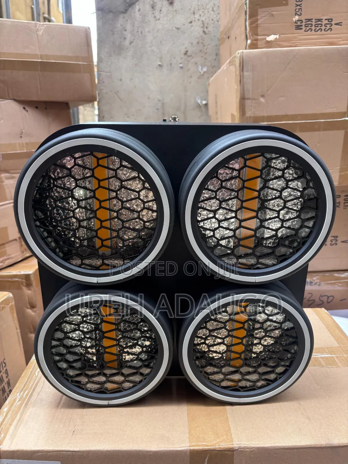Yelang 4*50w Led Pixel Retro Cob Strobe
With RGB