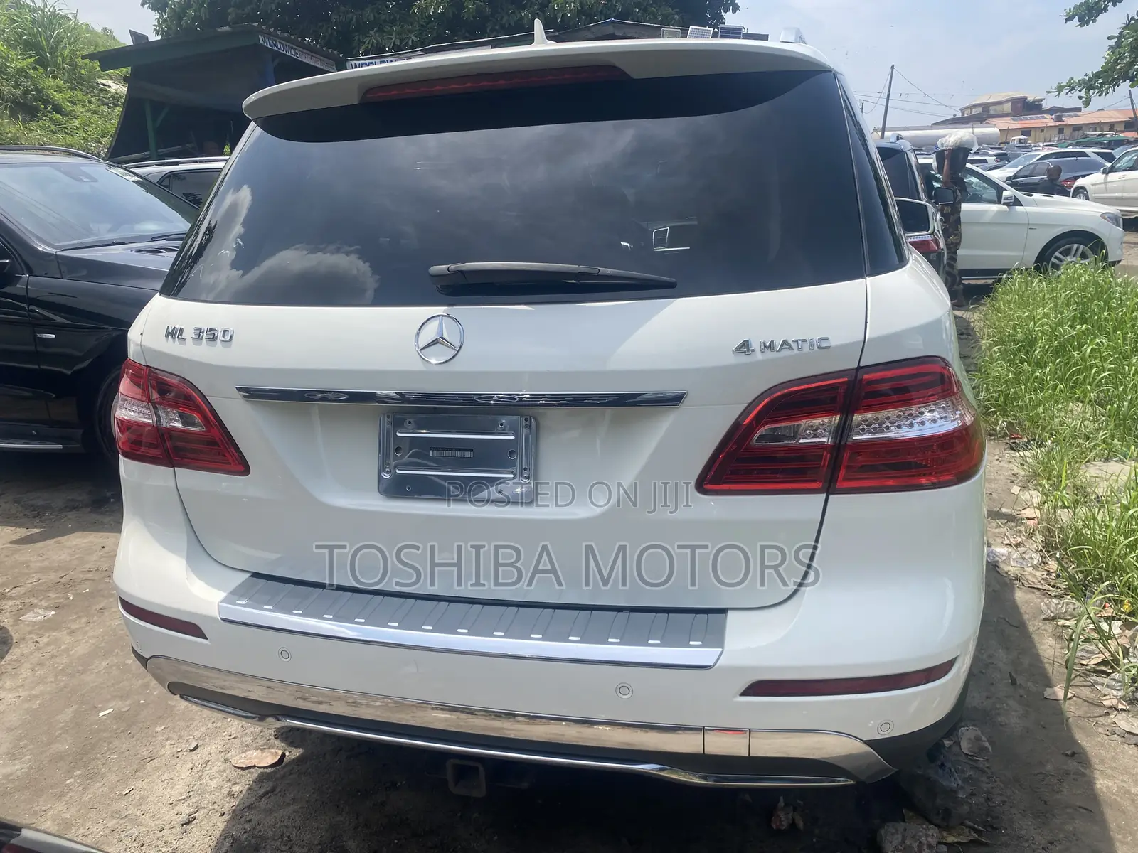 Mercedes-Benz M Class ML350 4MATIC 4dr SUV AWD (3.5L 6cyl 7A) 2015 White