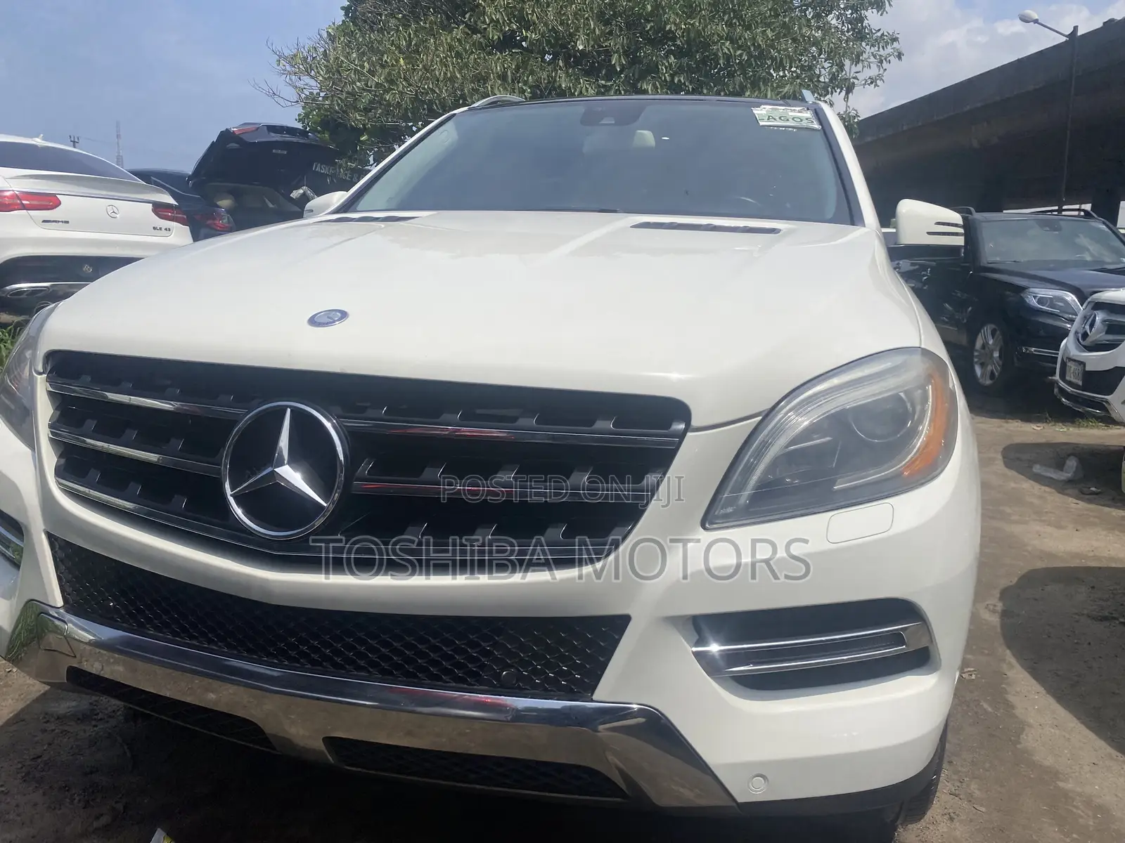 Mercedes-Benz M Class ML350 4MATIC 4dr SUV AWD (3.5L 6cyl 7A) 2015 White
