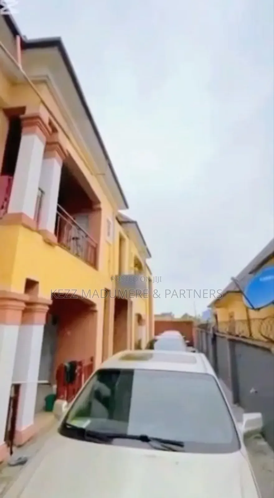 8bdrm Block of Flats in Ozuoba , Port for sale