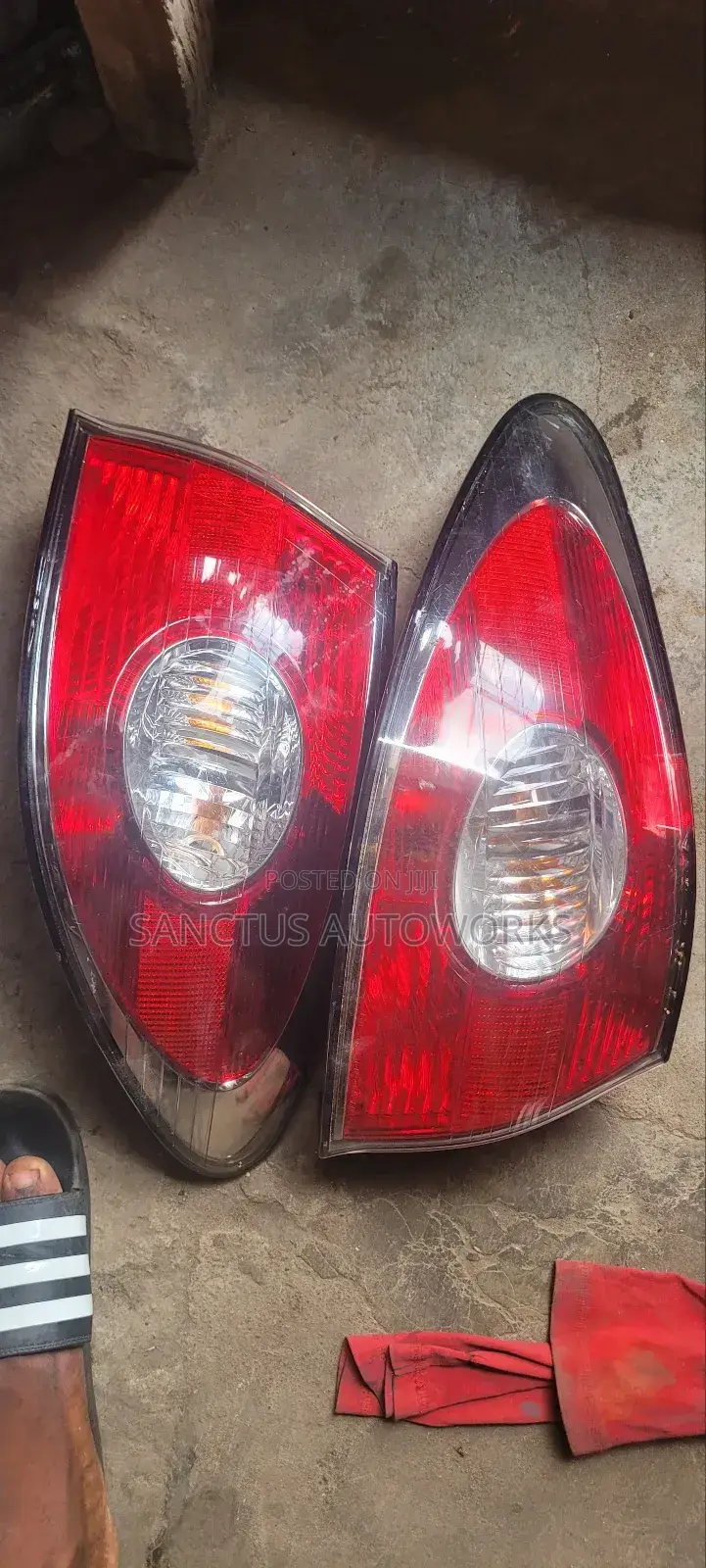 Rear Light Lexus Es300