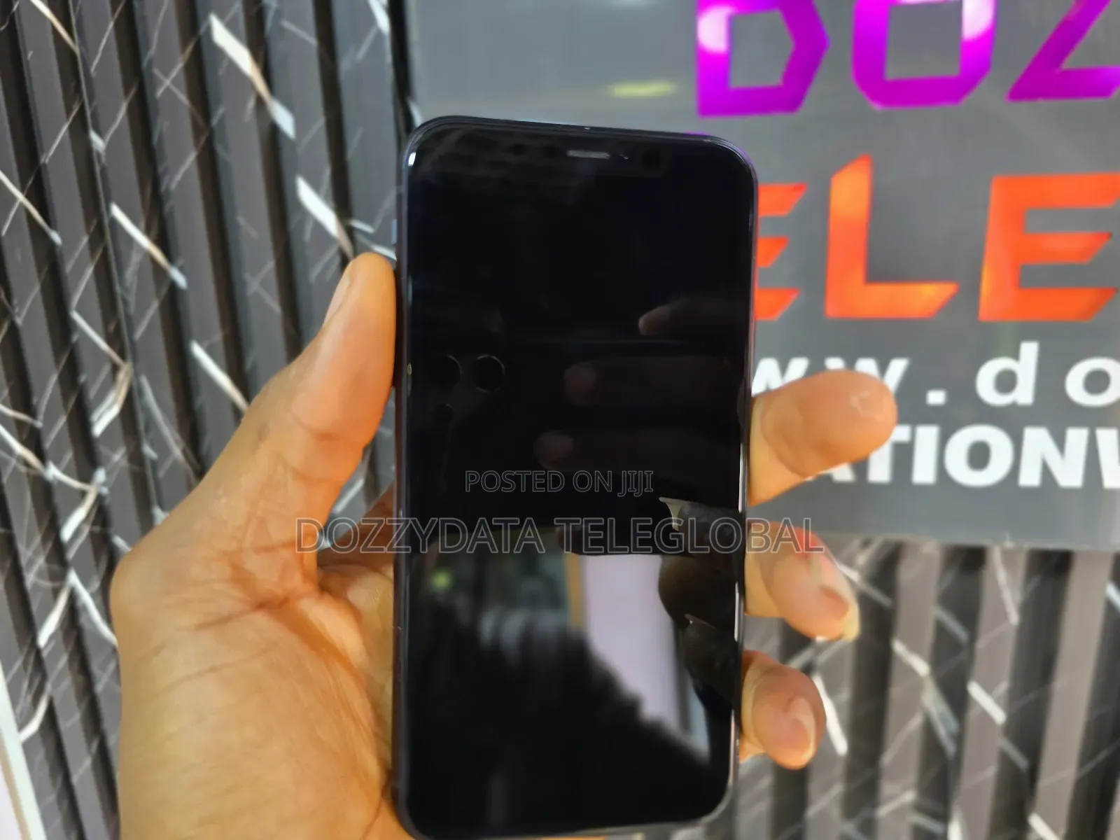 Apple iPhone XR 64 GB Red
