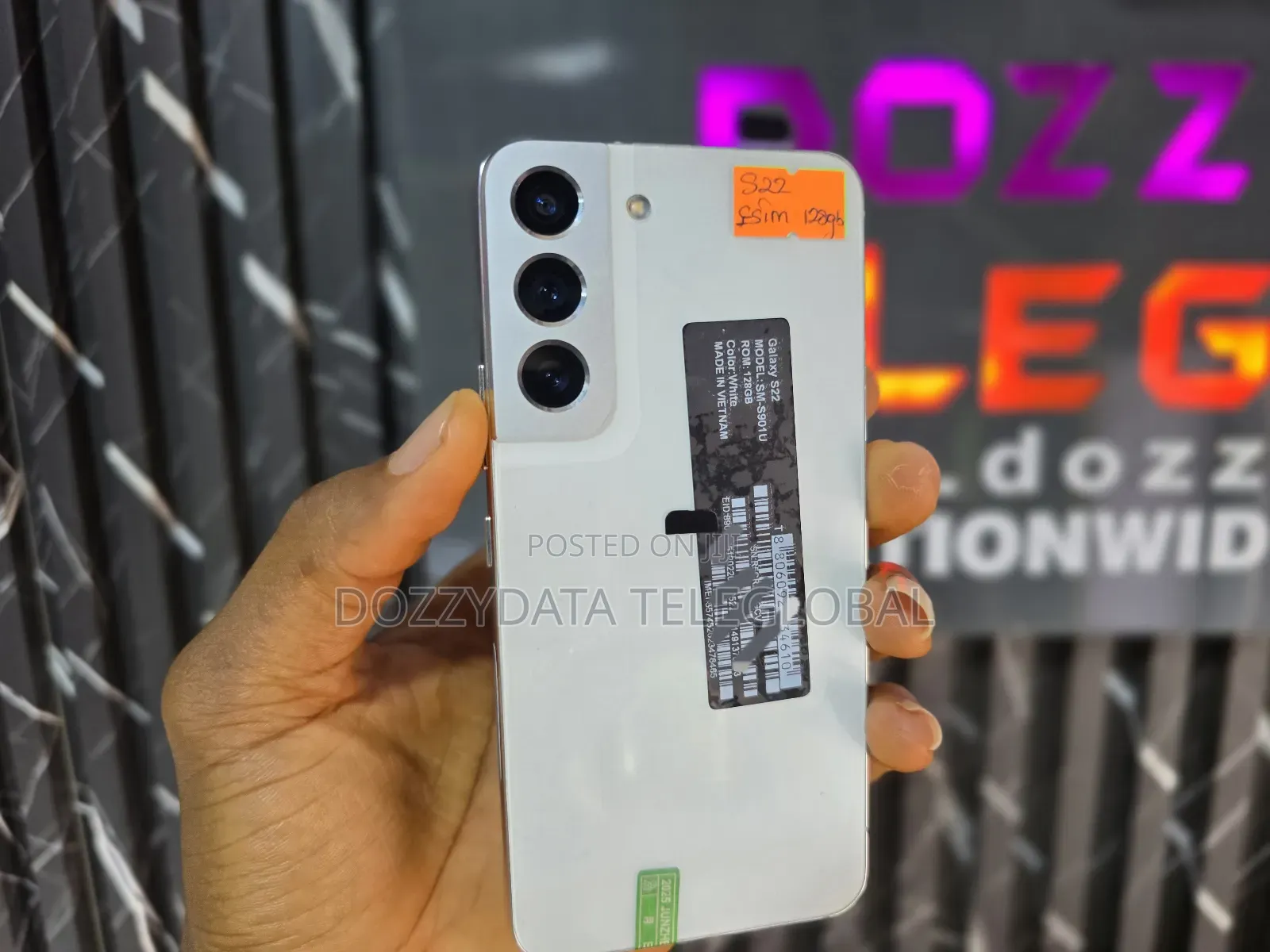 Samsung Galaxy S22 5G 128 GB White