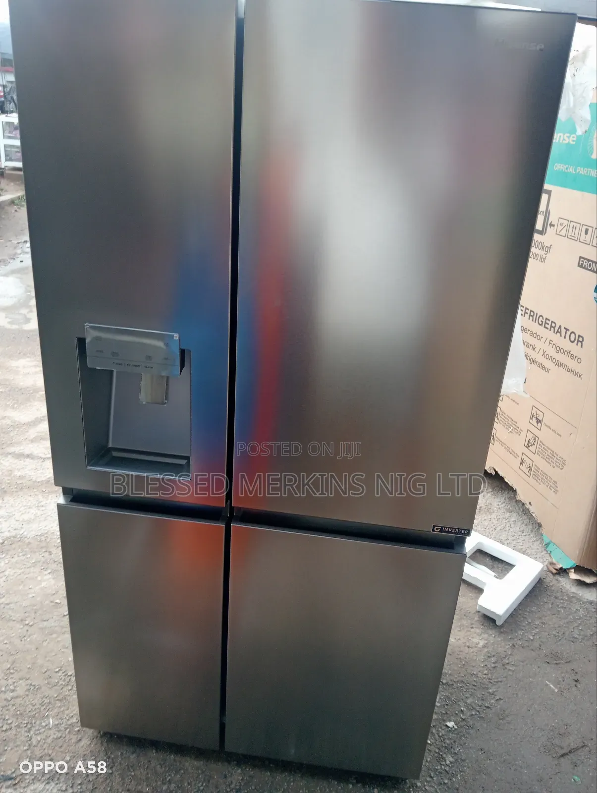 Hisense Side by Side Ice Maker and Dispenser 560litres