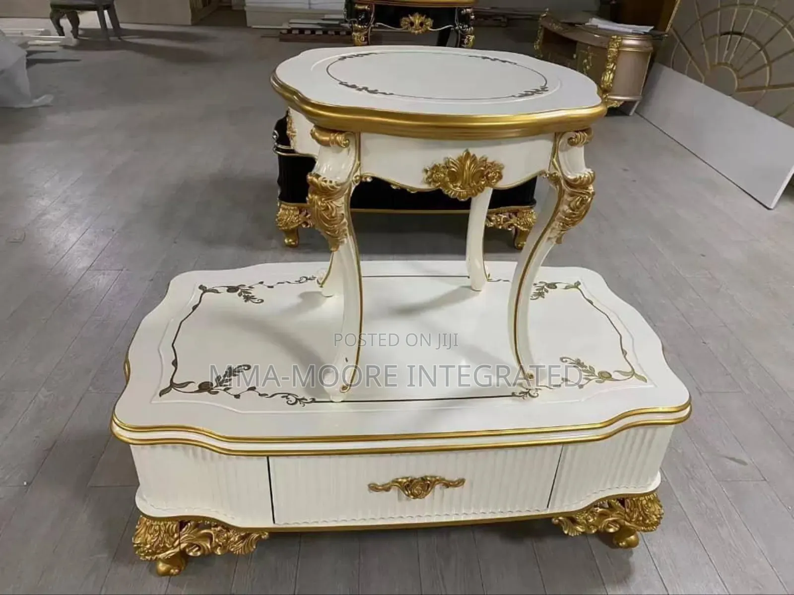 Royal Coffee Table Set
