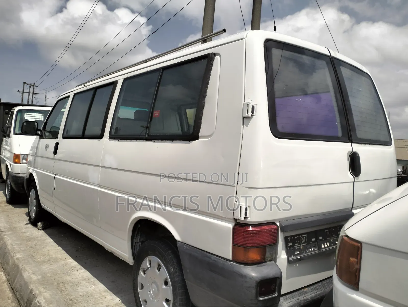 Volkswagen Transporter 2002 White