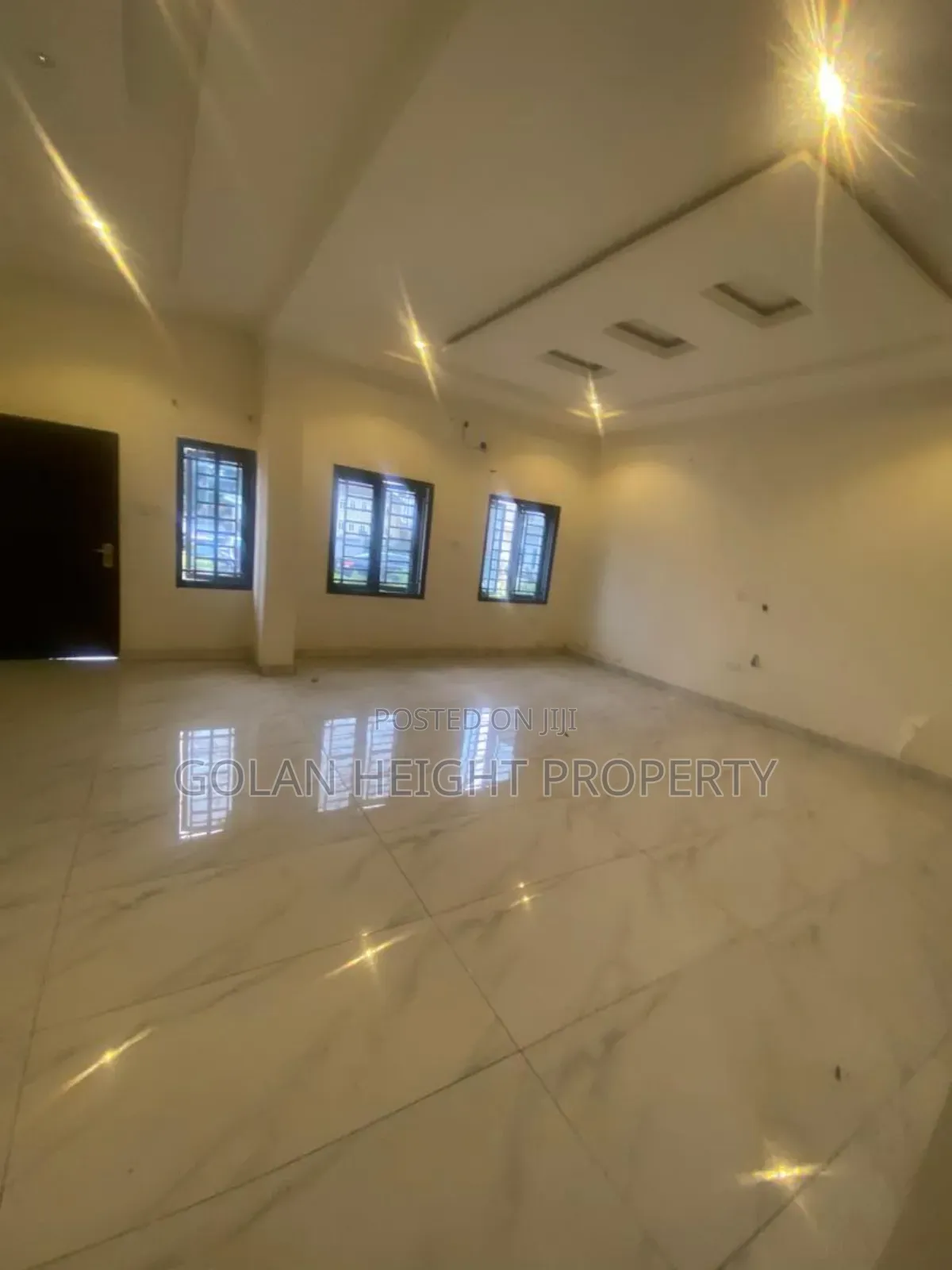 4bdrm House in Diplomatic Zone, Katampe Extension for sale