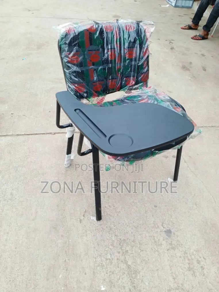 Four Legs With Writing Pad Chair Black