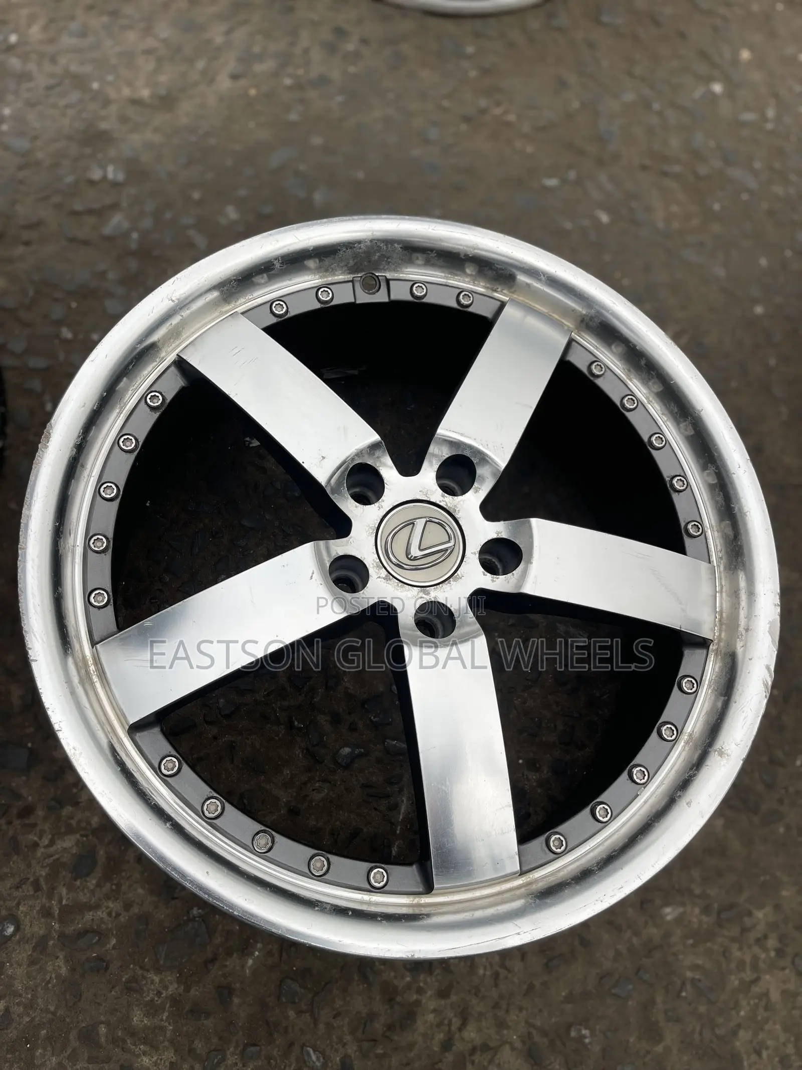 19” Inch Tokunbo Pencil Color And Stainless For Lexus Rx350