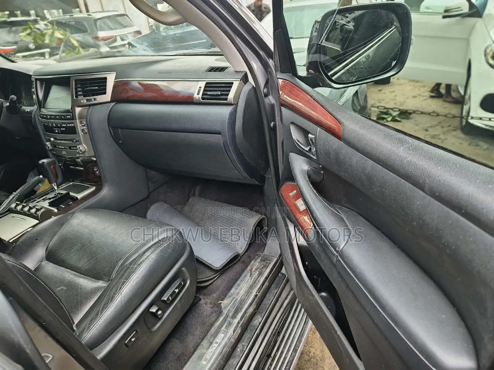 Lexus LX 570 AWD 2015 Gray