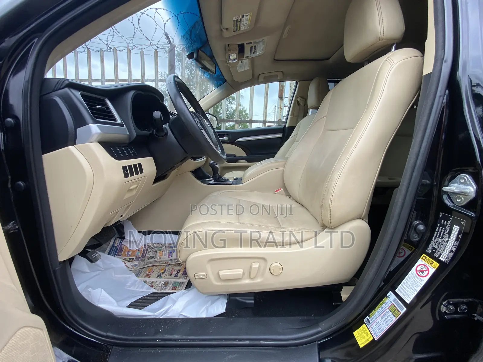 Toyota Highlander LE 4dr SUV (2.7L 4cyl 6A) 2015 Black