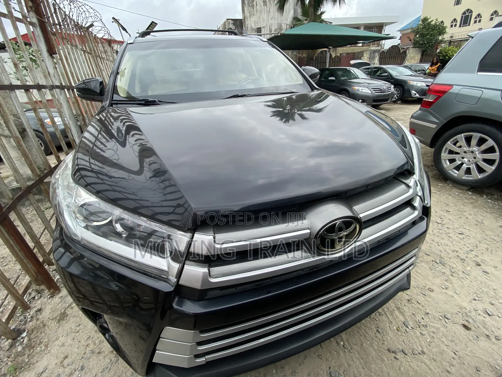 Toyota Highlander LE 4dr SUV (2.7L 4cyl 6A) 2015 Black