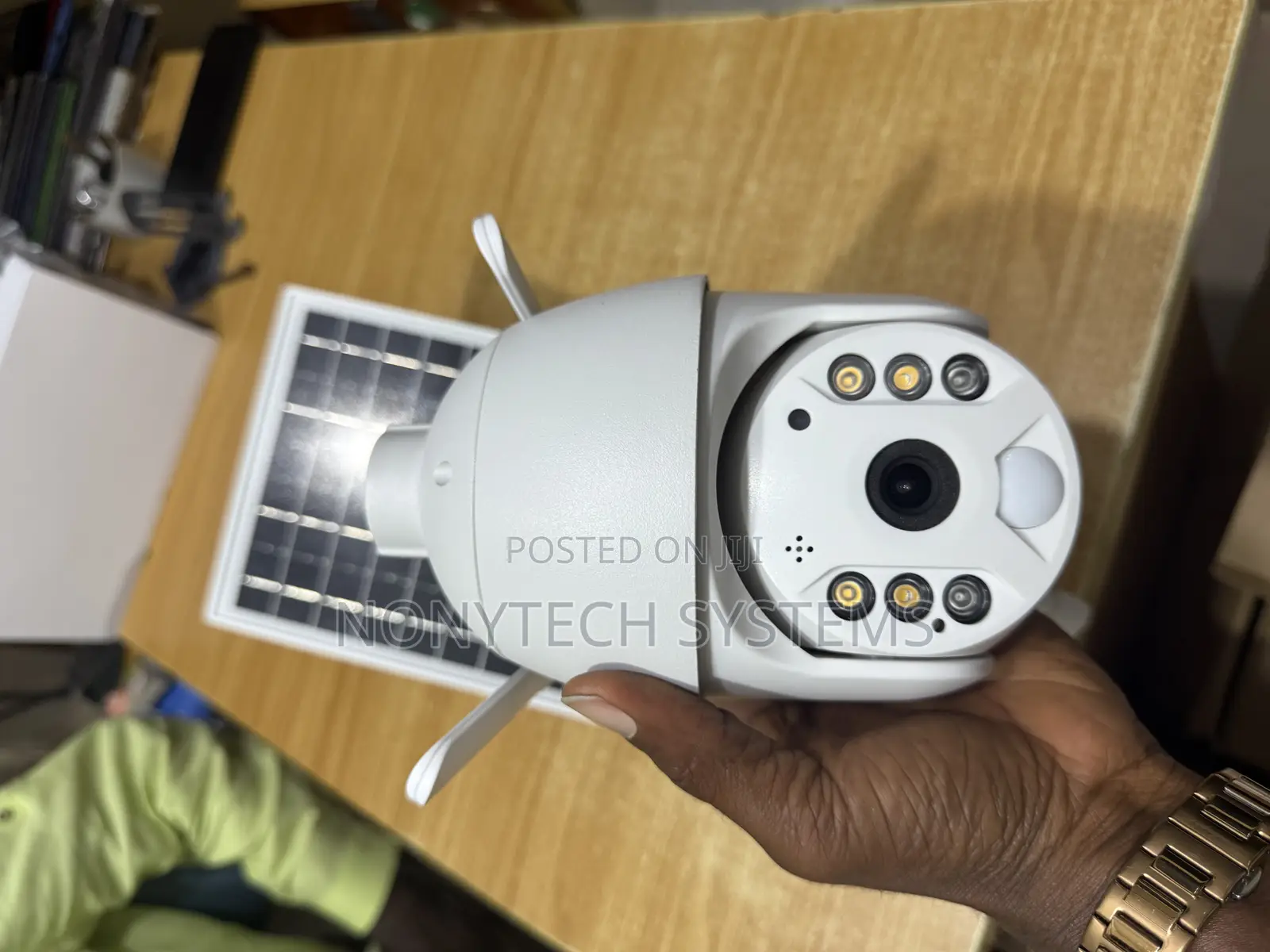 Single Lens Ubox PTZ Solar Camera
