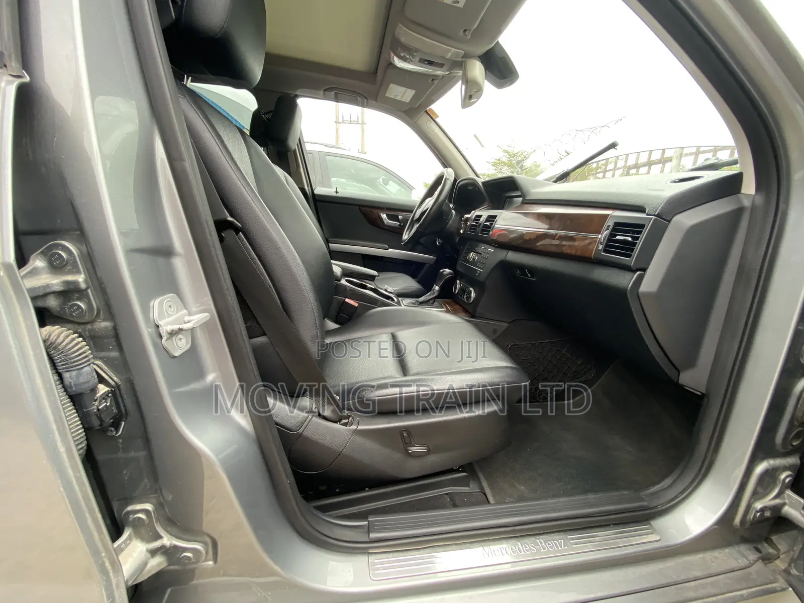 Mercedes-Benz GLK-Class 350 2010 Gray