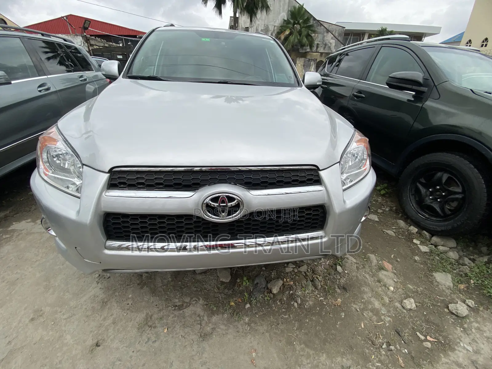 Toyota RAV4 Limited 2011 White