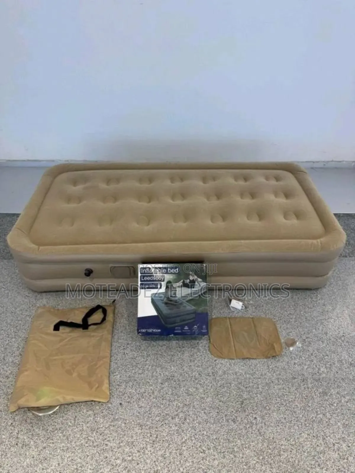 Leedsooy 6by7 Double Size Inflatable Heavy Duty Air Mattress With Pump